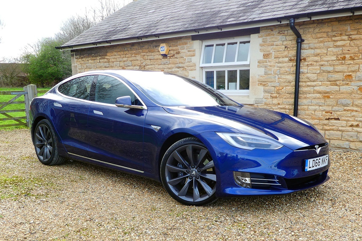 Tesla model s shop user reviews